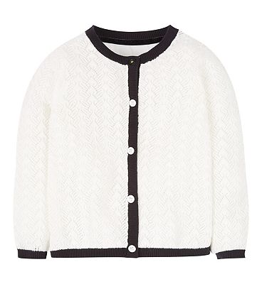 MC FEARNE G CA/WHITE Review