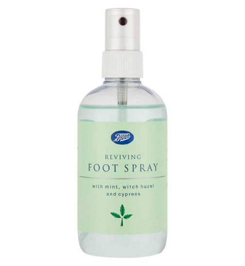 Boots Reviving Foot Spray - 150ml