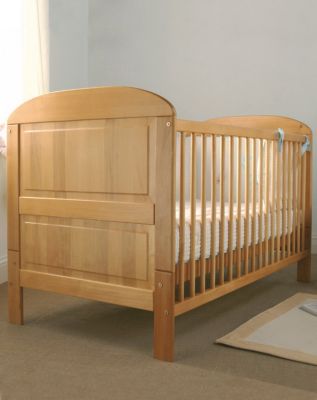 baby crib size in cm