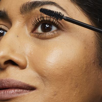 No7 Stay Perfect Long-Wear Tubing Mascara (5)