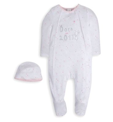 born in 2018 baby grow