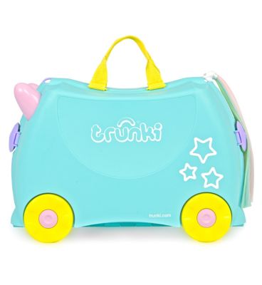 boots trunki suitcase