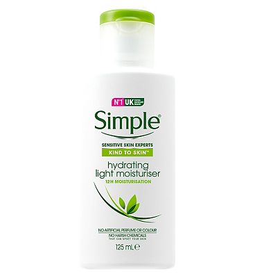 Simple Kind to Skin Protecting Light Moisturiser SPF 15