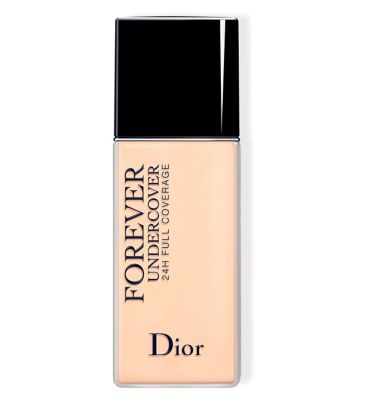 boots dior backstage foundation