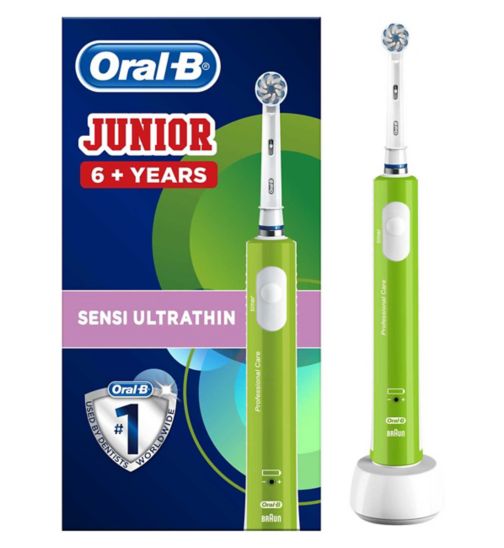 Oral-B Junior Aged 6+ Electric Toothbrush, 1 Handle, 1 Sensitive Toothbrush Replacement Head