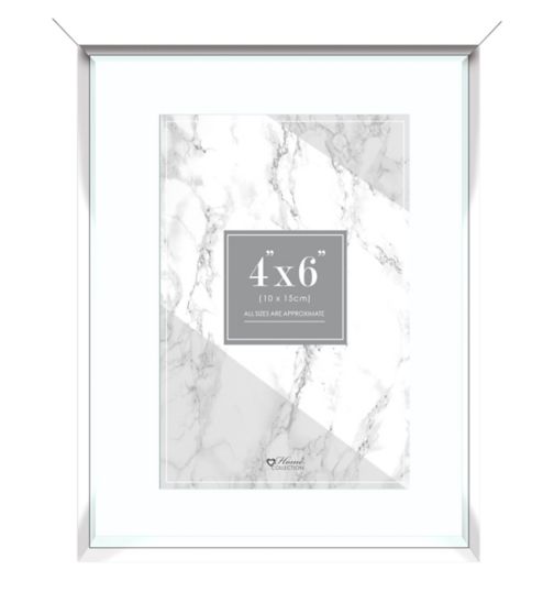 Anker white edged floating photo frame 4x6
