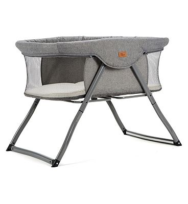 Baby Elegance Kangu Foldable Crib Review