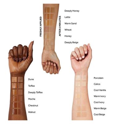 No7 HydraLuminous Moisturising Foundation SPF15 30ml (5)