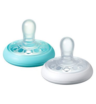 Tommee tippee breast store soother