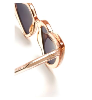 Catch London Queen image number 5