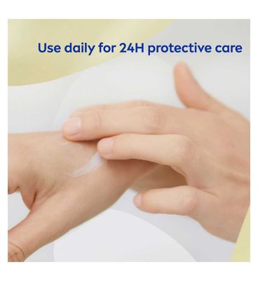 NIVEA Hand Cream 3 in 1 Anti-Age Q10 100ml (8)