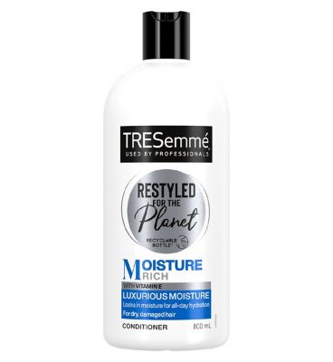 Tresemme Moisture Rich Conditioner For Dry, Damaged Hair 800ml