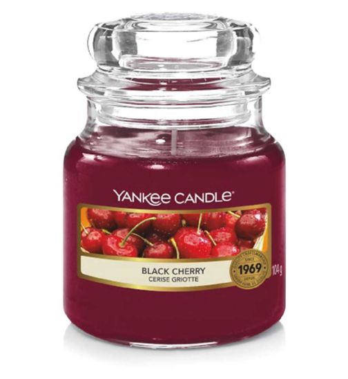 Yankee Candle Small Jar Black Cherry