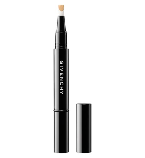 Givenchy Concealer That Brightens The Face And Eye Contour