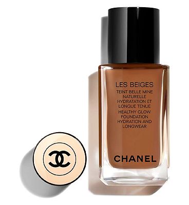 Chanel Les Beiges Foundation light illuminating foundation