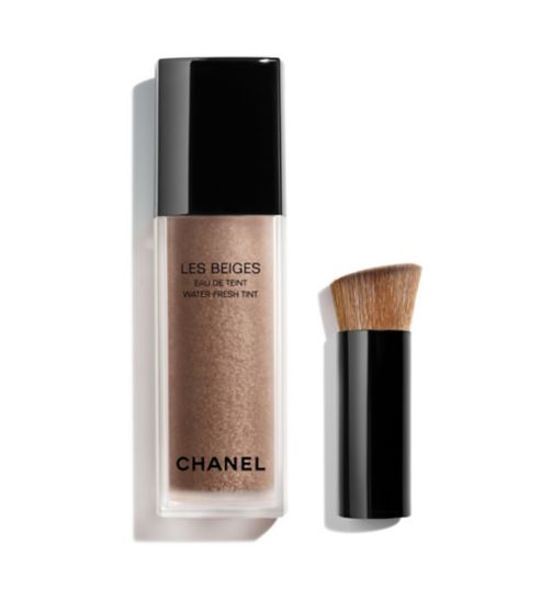 CHANEL LES BEIGES Water Fresh Tint Foundation