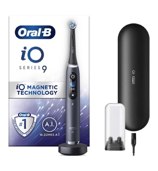 Oral B iO9™ Electric Toothbrush Black Onyx - Designed by Braun