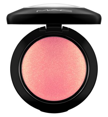 Mac Mineralize Blush Petal Power