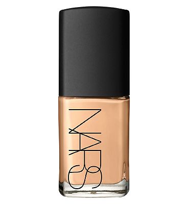 NARS Sheer Glow Foundation MD4 Macao MD4 Macao