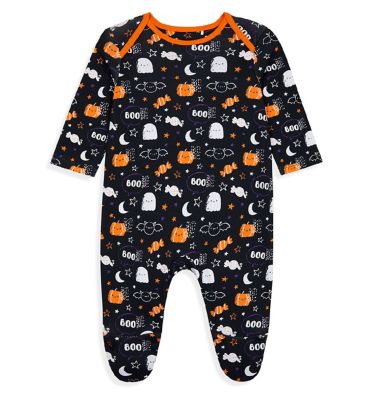 boots tiny baby clothes