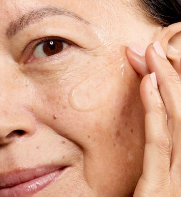 No7 Restore & Renew FACE & NECK MULTI ACTION Serum 30ml (8)