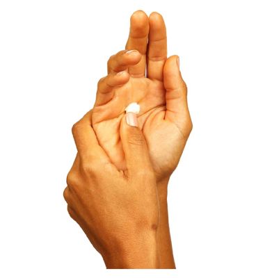 No7 Protect & Perfect Intense Advanced Hand Cream SPF15 75ml (5)