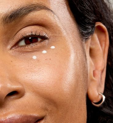 No7 Lift & Luminate Triple Action Eye Cream 15ml (6)