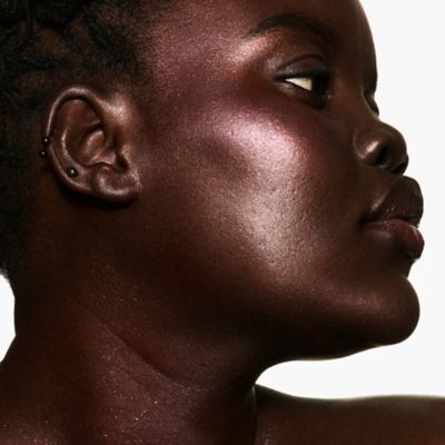 Fenty Beauty Diamond Bomb All-Over Diamond Veil - Rosé Rave (12)