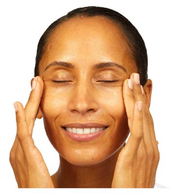 No7 Protect & Perfect Intense Advanced Dual Action Cleansing Water 200ml (6)