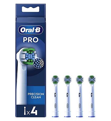 Oral-B Precision Clean Toothbrush Head with CleanMaximiser Technology 4 Pack