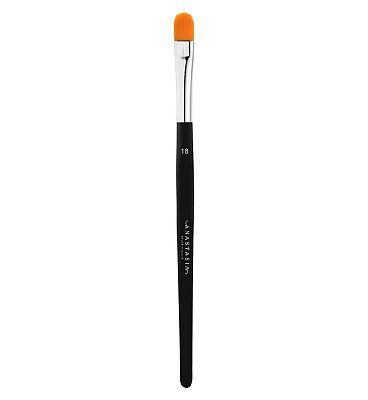 Anastasia Beverly Hills Brush #18 - Precise Conceal Brush