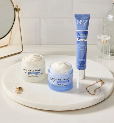No7 Lift & Luminate TRIPLE ACTION Night Cream Enhanced Formula 50ml (3)