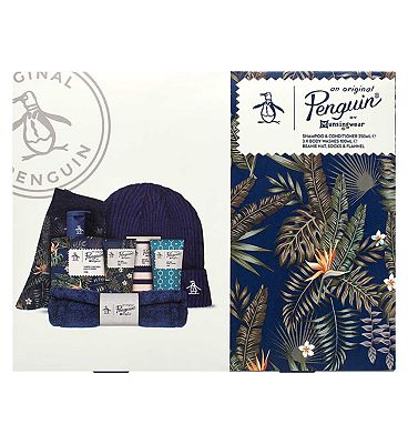 Original Penguin Bumper Box Set with 3 x 100ml Body Washes, 250ml Shampoo & Conditioner, Socks, Beanie Hat & Flannel