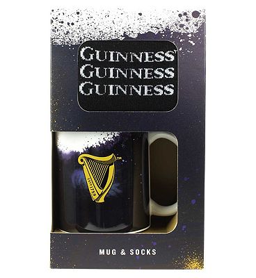 Guinness Mug & Socks Gift Set