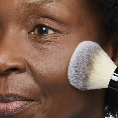 No7 Airbrush Away Finishing Powder (4)