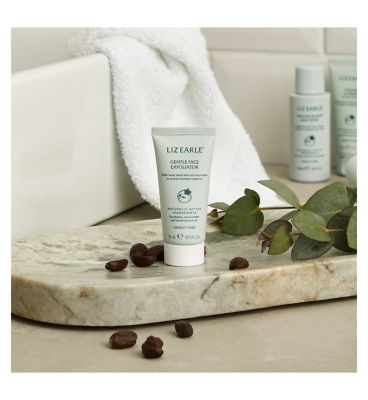 Liz Earle Gentle Face Exfoliator 15ml Tube (7)