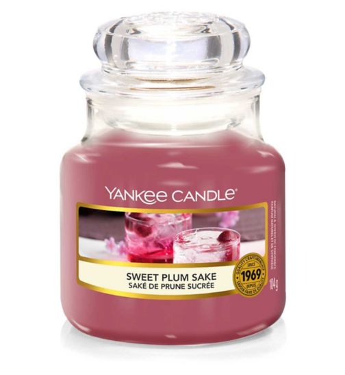 Yankee Candle Original Small Jar Sweet Plum Sake
