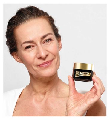 Age Perfect Revitalising Day Cream SPF 30 (8)