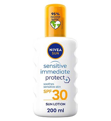 NIVEA SUN Sensitive Immediate Protect Sun Cream Spray SPF30 200ml