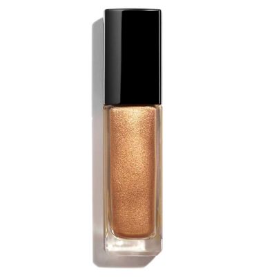 EYES MAKEUP CHANEL Boots