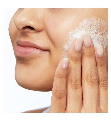 CeraVe Foaming Cleanser with Niacinamide for Normal to Oily Skin 473ml (6)