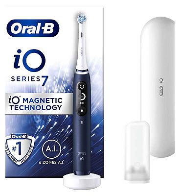 Oral-B iO7 Electric Toothbrush - Blue