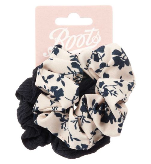 Boots scrunchie floral and blue 2s