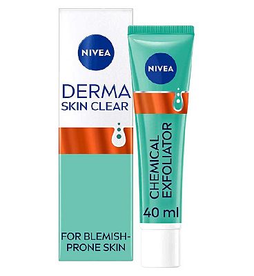 NIVEA Derma Skin Clear Chemical Exfoliator with Salicylic Acid, 40ml