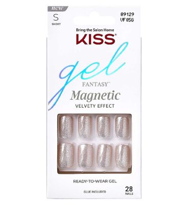 artificial nails Kiss Boots