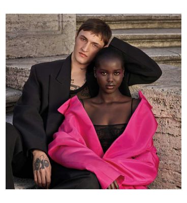 Valentino Born In Roma Uomo Intense Eau de Parfum for Him 50ml (48)