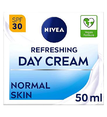 NIVEA Refreshing Day Cream 24h Moisture with Vitamin E for Normal Skin SPF30 50ml