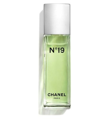 CHANEL N°19 EAU DE TOILETTE SPRAY 100ML Boots