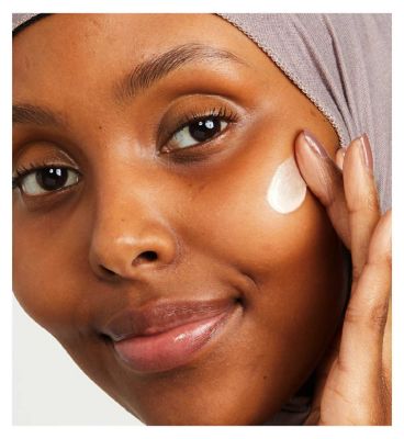 No7 Skin Illuminator 30ml (4)