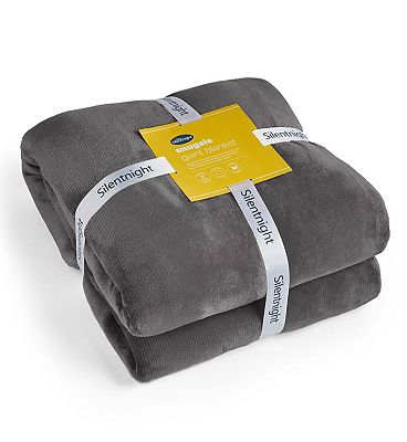 Silentnight Snugsie Giant Blanket Charcoal